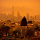 Imagen para el artículo titulado Alguien ha añadido la música de Blade Runner a un vídeo de San Francisco en plena ola de incendios, y es perfecto